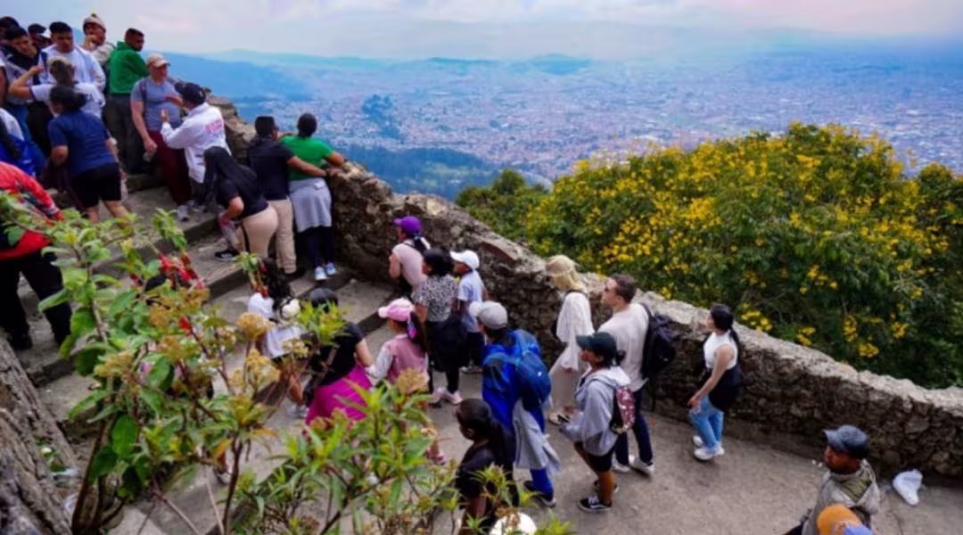 Bogotá fortalece la seguridad turística con nuevas estrategias de atención al visitante